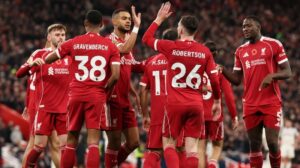 Bảng xếp hạng ngoại hạng Anh biến động, Liverpool hụt hơi đua top 4