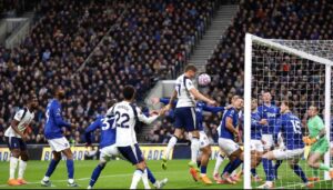 Premier League kém hấp dẫn có phải do Arsenal hay không?